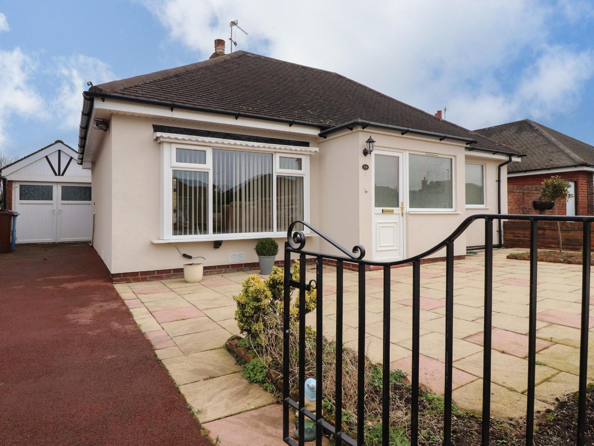 14 Berwick Road Villa Lytham St Annes Exterior photo